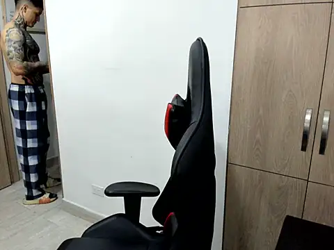 Chrissblack online show from 02.20.26