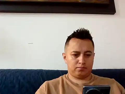 tony-montana86 online show from 01.15.26