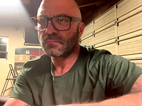 Snapshot of calimeatstick chatting on 01.06.26 calimeatstick online show from 01.06.26