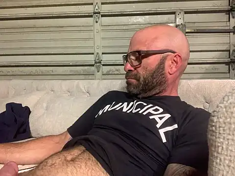 Snapshot of calimeatstick chatting on 02.16.26 calimeatstick online show from 02.16.26