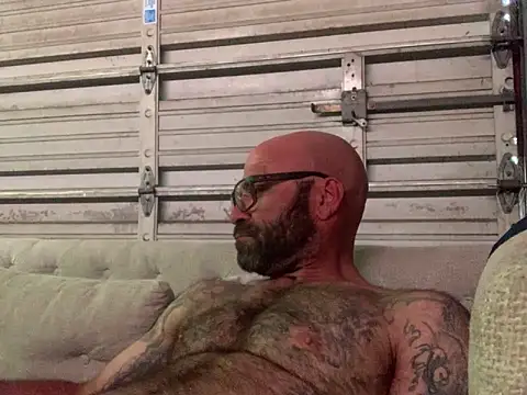 Snapshot of calimeatstick chatting on 03.22.26 calimeatstick online show from 03.22.26