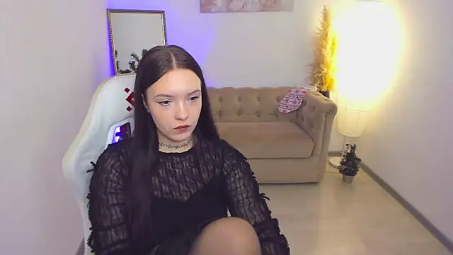 Emily tender online show from 01.10.26