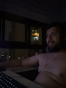 NinoEstouranel online show from 01.13.26