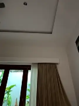 Milly Meyson online show from 01.11.26