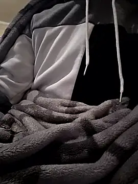 YoungAsainWithATrunk online show from 01.12.26