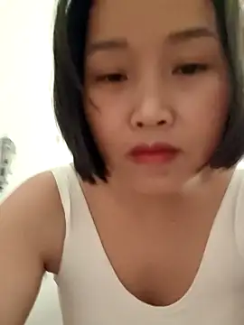 Snapshot of __BingBing__ chatting on 02.24.26 BingBing online show from 02.24.26