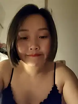 Snapshot of __BingBing__ chatting on 02.26.26 BingBing online show from 02.26.26