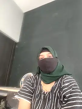 Snapshot of Tamilfathi chatting on 02.10.26 Tamilfathi online show from 02.10.26