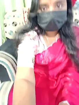 Snapshot of Tinarosy13 chatting on 02.16.26 Tinarosy13 online show from 02.16.26