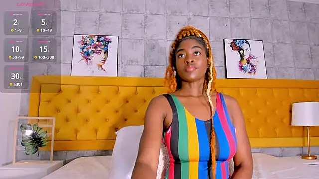 NiicoleHill online show from 01.10.26