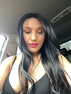 Snapshot of Marialove221 chatting on 02.26.26 Marialove221 online show from 02.26.26