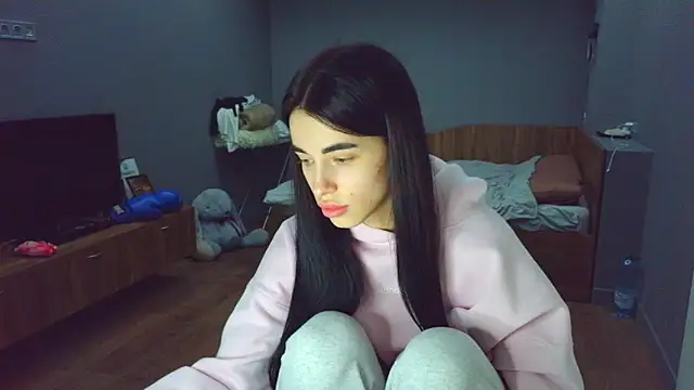 Vlada Elfie online show from 04.18.26