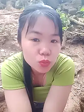 Snapshot of him220 chatting on 03.13.26 him220 online show from 03.13.26