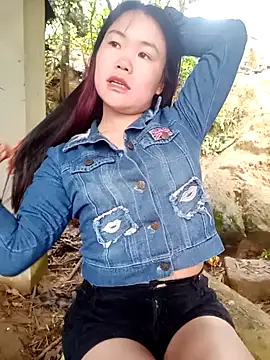 Snapshot of him220 chatting on 03.18.26 him220 online show from 03.18.26