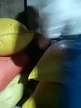 Snapshot of him220 chatting on 03.28.26 him220 online show from 03.28.26