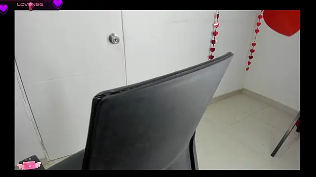 Snapshot of Jessica_Beltrann chatting on 02.25.26 Jessica Beltrann online show from 02.25.26