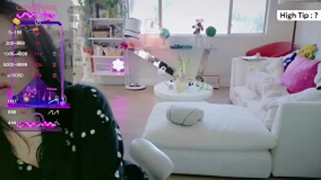 Snapshot of Vesagal chatting on 02.23.26 Vesagal online show from 02.23.26