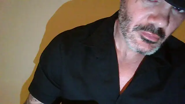 Yvar38 online show from 02.08.26