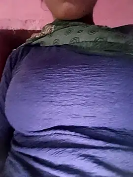 Snapshot of Queen_chayna chatting on 02.27.26 Queen chayna online show from 02.27.26