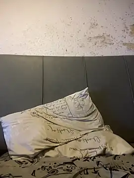 somesaybabyL online show from 04.18.26