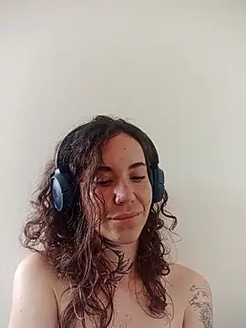 Snapshot of Dirty_Pink chatting on 02.16.26 Dirty Pink online show from 02.16.26