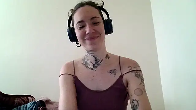 Dirty Pink online show from 03.09.26