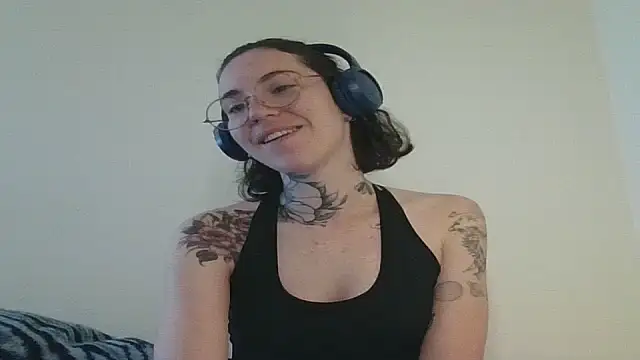 Dirty Pink online show from 03.26.26