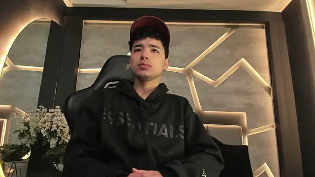 Matt Wolf  online show from 01.10.26