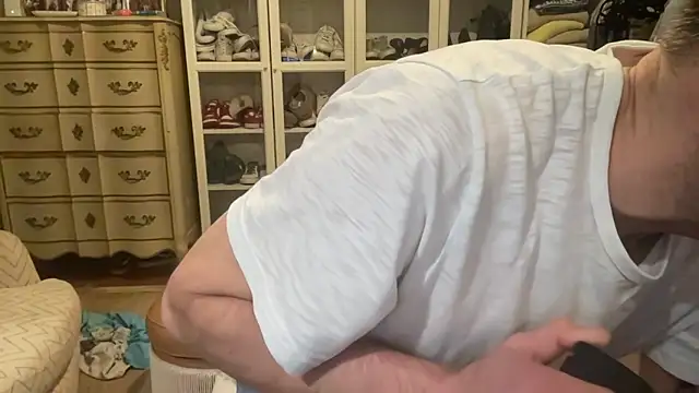 Snapshot of wolverinedream chatting on 02.11.26 wolverinedream online show from 02.11.26