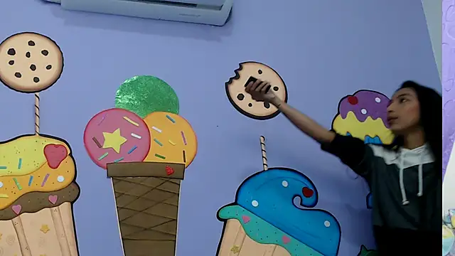 skinnysexzara18 online show from 02.09.26