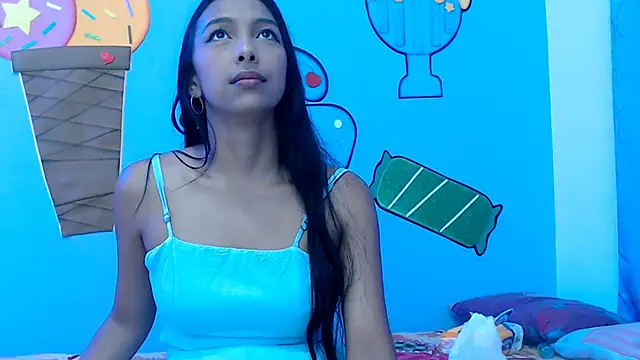 skinnysexzara18 online show from 02.10.26