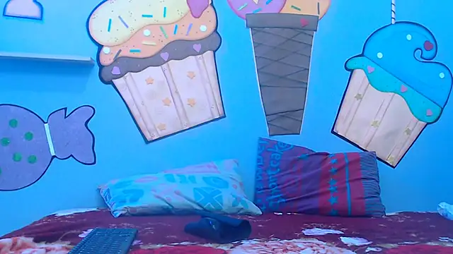 skinnysexzara18 online show from 02.22.26