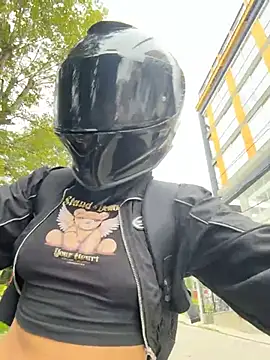 TaylorrHill online show from 03.18.26