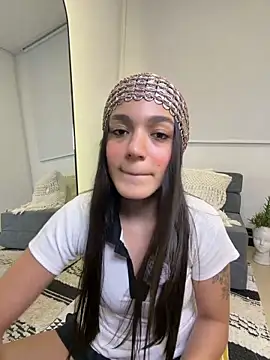 EVA WILD1 online show from 02.20.26