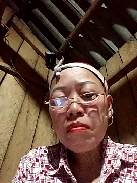 Agnes-baby online show from 04.03.26