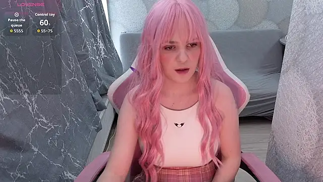 Snapshot of Mistress-Stella chatting on 03.03.26 Mistress-Stella online show from 03.03.26