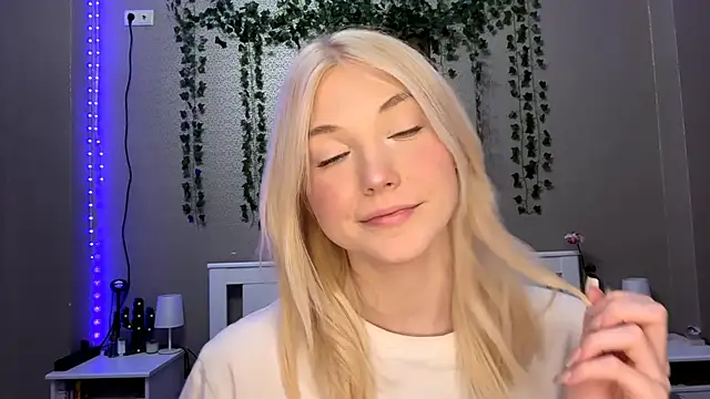 LlsabethHaze online show from 01.08.26