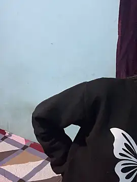 HotxAnamika online show from 02.02.26