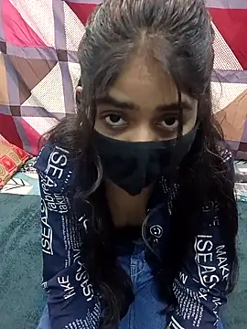 HotxMuskan online show from 02.18.26