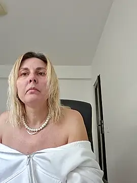 Amelia9798 online show from 03.08.26