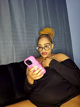 Sultrydiva1 online show from 01.12.26