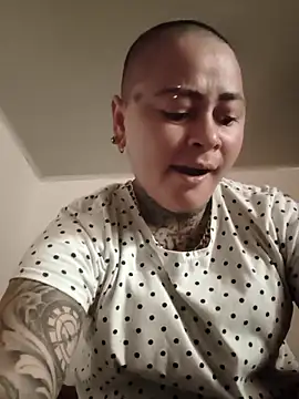 Carolain2026 online show from 04.08.26