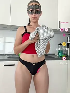Snapshot of Ina-Immergeil chatting on 06.25.26 Ina-Immergeil online show from 06.25.26