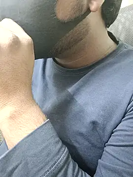 Snapshot of YourDesi chatting on 01.05.26 YourDesi online show from 01.05.26