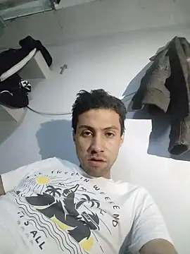 AlejandreBy online show from 04.11.26