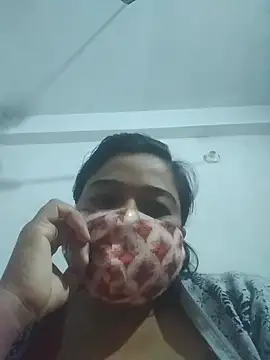 momo loves online show from 01.17.26