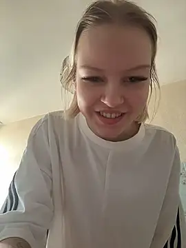 AshleyMur online show from 04.17.26