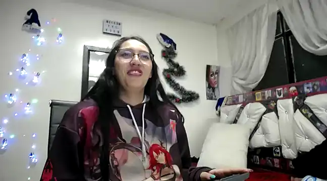 Snapshot of abril_onnel chatting on 12.20.24 abril onnel online show from 12.20.24