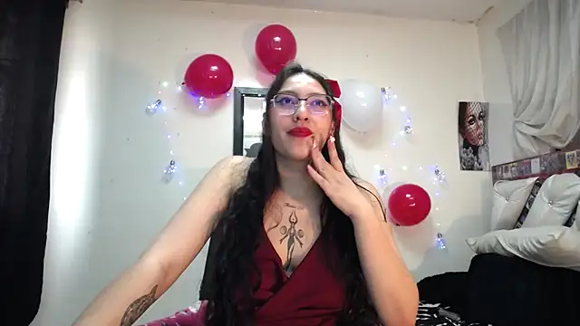 Snapshot of abril_onnel chatting on 02.14.25 abril onnel online show from 02.14.25