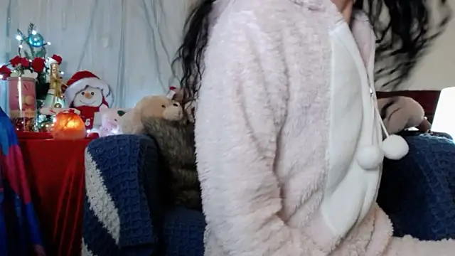 LovelyJess4U online show from 01.17.26